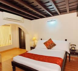 Retreat Chamber